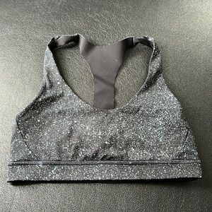 Lululemon sports bra